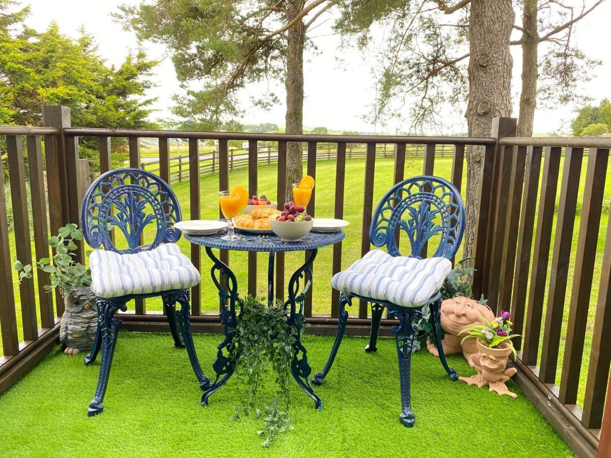 Lake District Romantic Get Away In 1 Acre Gardens Off M6 Пенрит Экстерьер фото