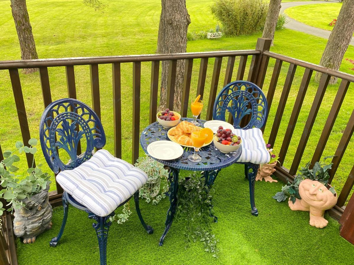 Lake District Romantic Get Away In 1 Acre Gardens Off M6 Пенрит Экстерьер фото